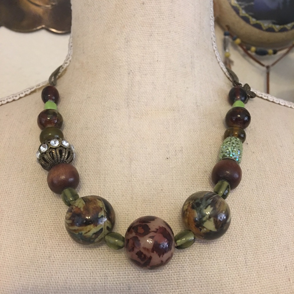 Vintage 90s chunky bead corded necklace